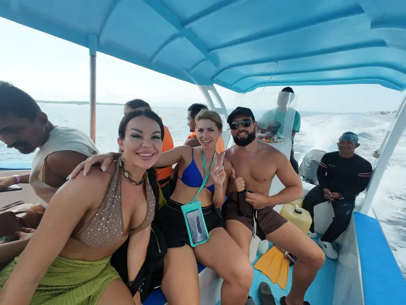 Happy guests on the boat